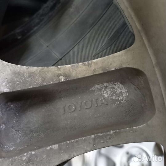 Оригинальные диски Toyota Avensis 16