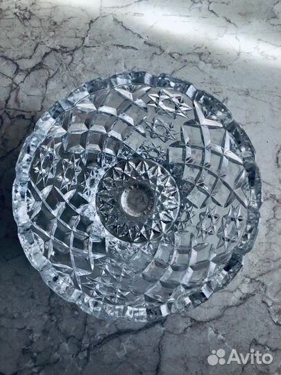 Хрустальная ваза