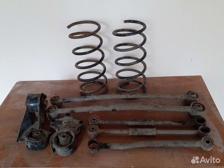 Kia Spectra задние рычаги