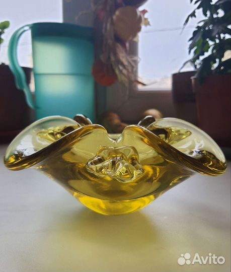 Пепельница конфетница ваза из цветного стекла