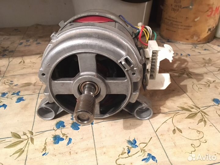 Двигататель стиральной машины. Электродвигатель