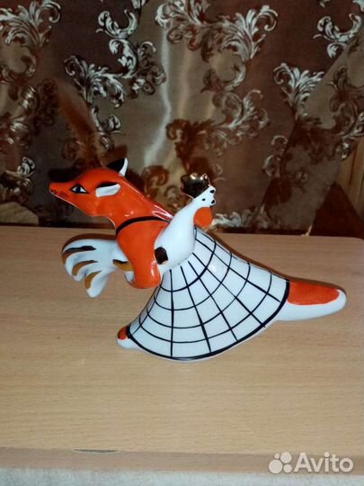Статуэтка лиса и петух