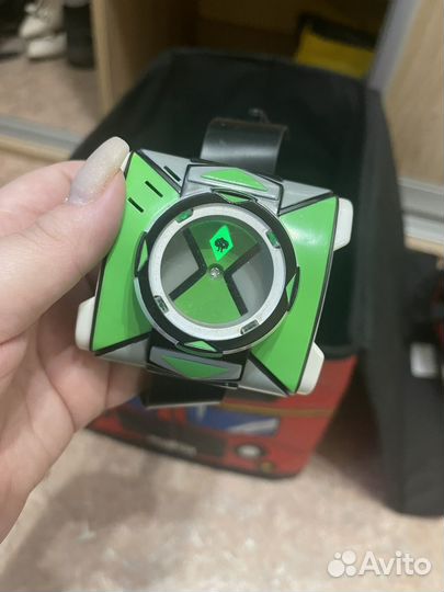 Часы омнитрикс, бен тен