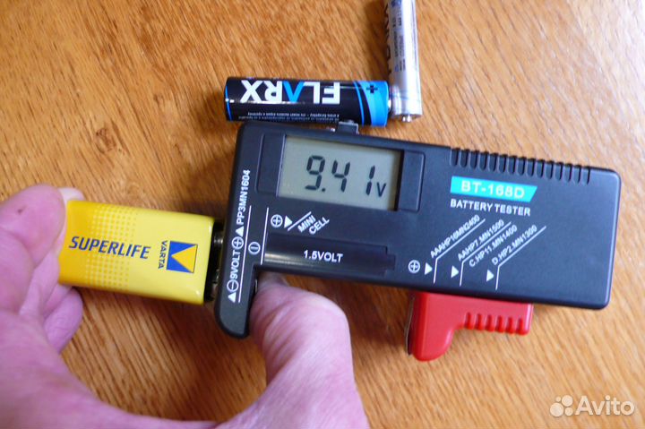 Прибор для провер.батареек,аккумул.BT-168D