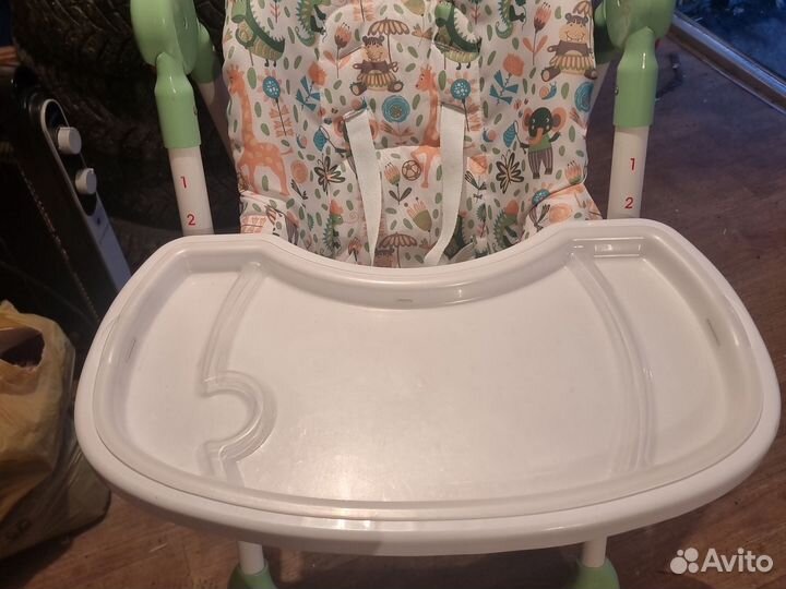 Стульчик для кормления babyton