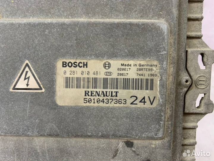 Блок управлением двигателя Renault Magnum mack 440