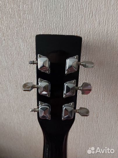 Продаю гитару