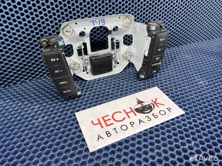 Кронштейн рулевого колеса VW Touareg GP