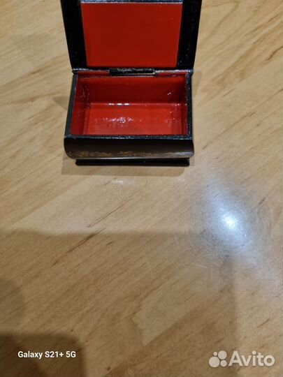 Маленькая шкатулка