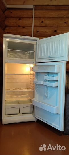 Забронировано. Холодильник Stinol бу