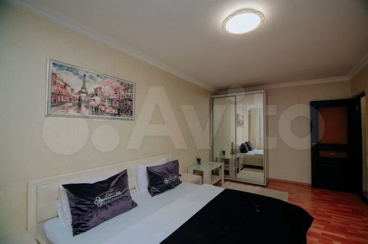 2-к. квартира, 57 м², 1/5 эт.