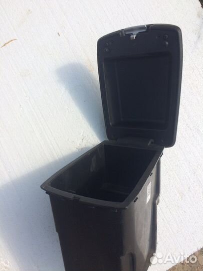 Подлкотник KIA sorento XM 2009-2012