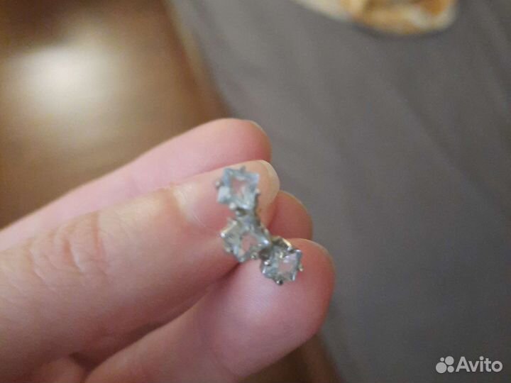 Серебряные серьги с топазом