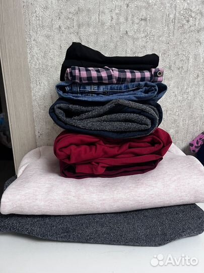 Пакет женских вещей на 42-44 размер