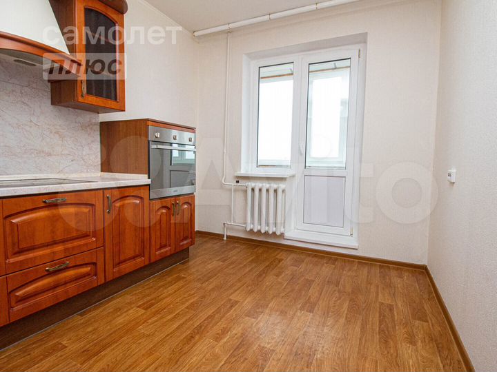 2-к. квартира, 53 м², 10/11 эт.