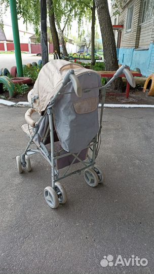 Прогулочная коляска