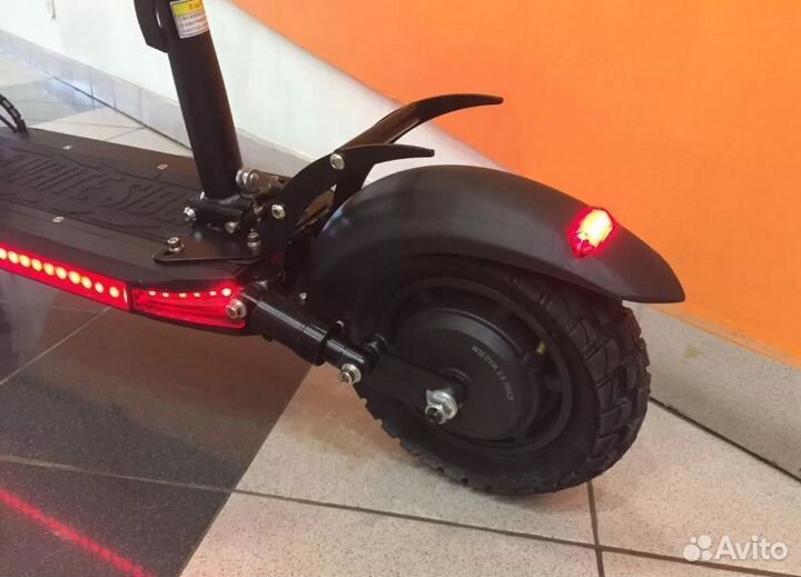 Электросамокат White Siberia Luna