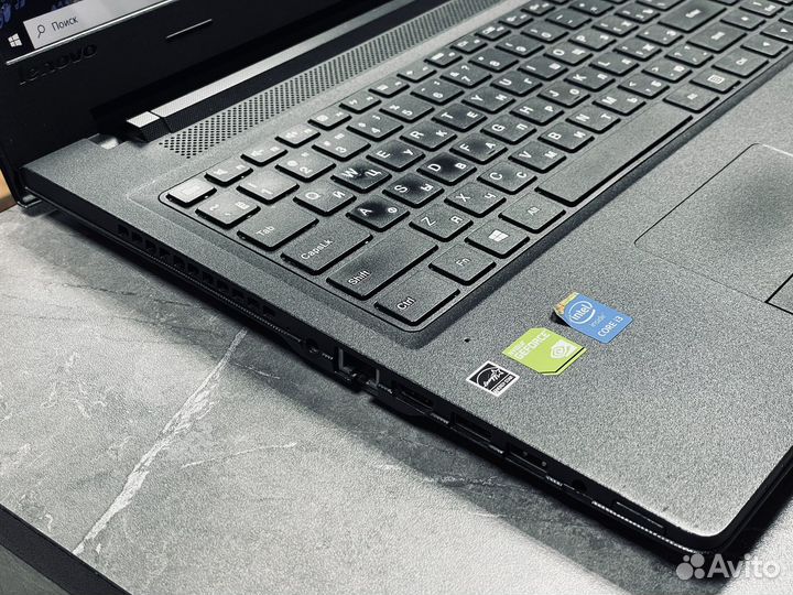 Lenovo i3-5005U/ nvidia 920MX/ 8GB/SSD