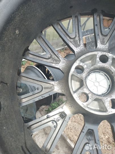 Диск литой r19x8JJ ET45 5и болтовый