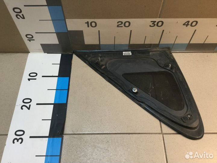 Стекло кузовное заднее левое Hyundai Ix35