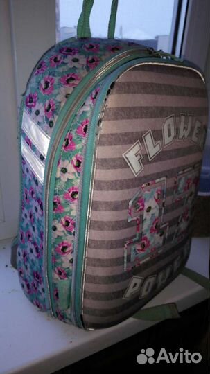 Школьный ранец