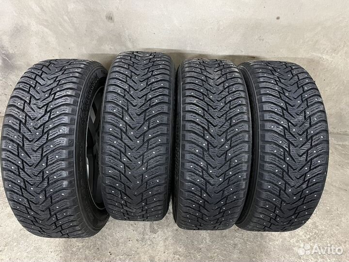 Nokian Tyres Hakkapeliitta 8 SUV 235/55 R19 105T