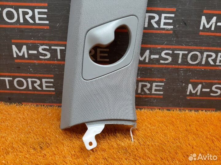 Обшивка стойки задняя левая Bmw X5 E70 N52B30 2008