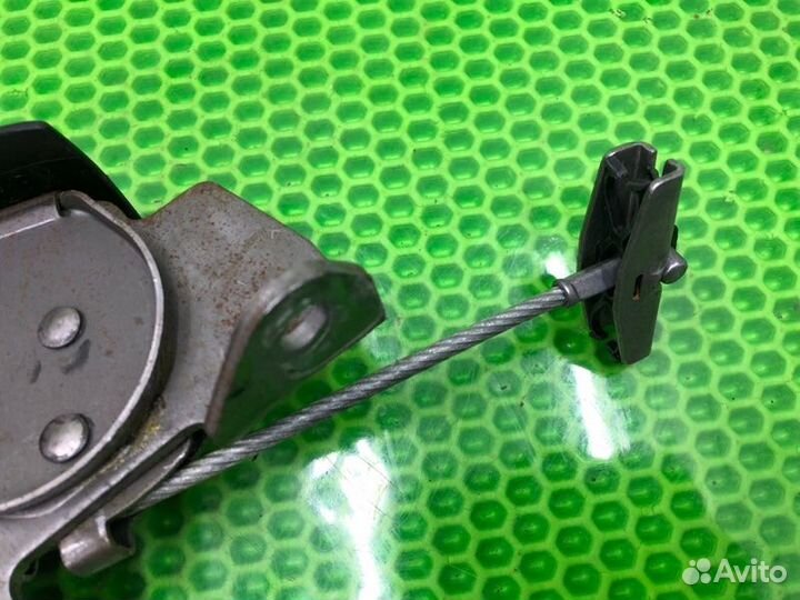 Рычаг стояночного тормоза Renault Logan седан