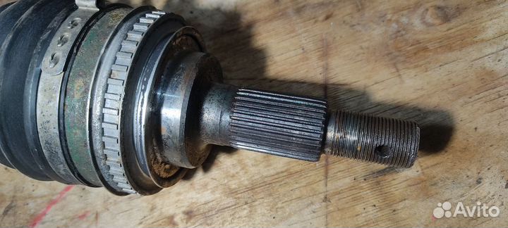 Привод правый Toyota Mark 2