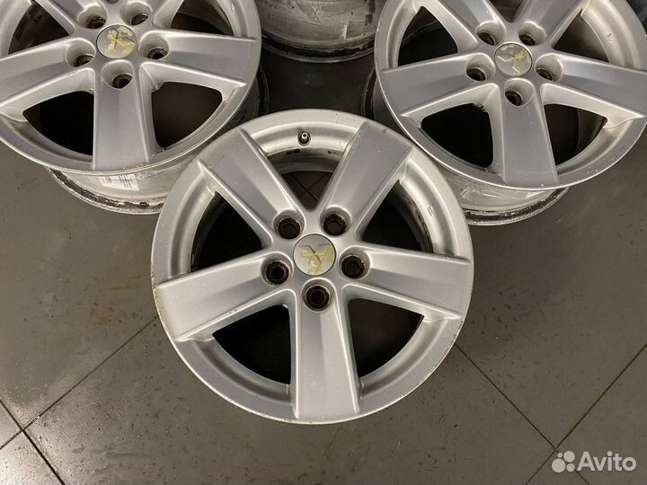 Диски литые R16 5x114.3