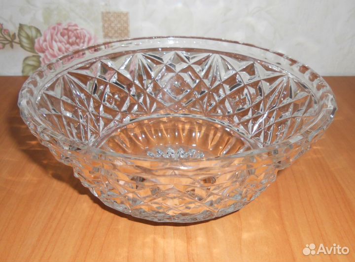 Посуда из стекла и хрусталя