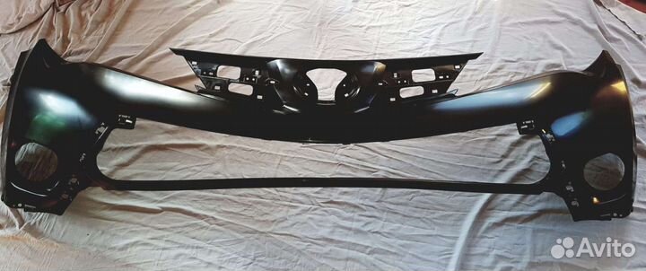 Передний бампер toyota RAV4