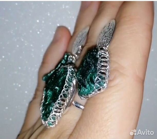 Ювелирные украшения с натуральными камнями