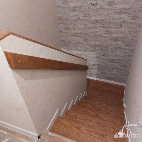 Ступени для лестниц и другие комплектующие