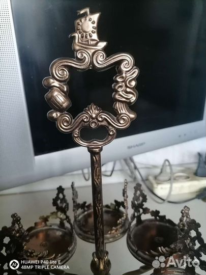 Подставка под стаканы