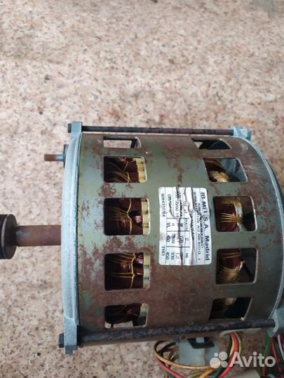 Двигататель стиральной машины