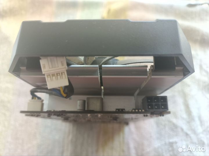 Видеокарта asus R7260X 2GB