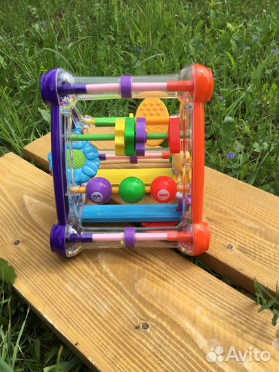 Разные книжки-игрушки для малыша