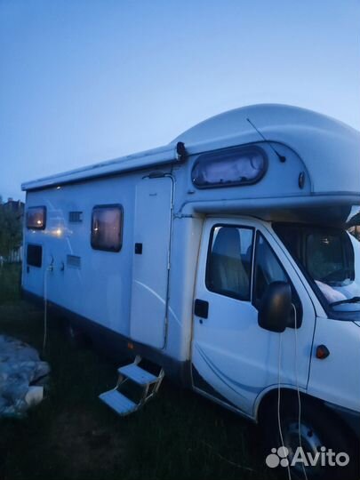 Альковный Hymer CC644, 2004