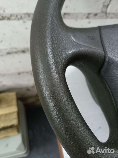 Руль на приору