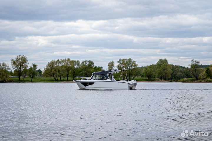 Катер 23 2.0 Velvette