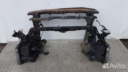 Передняя панель крепления облицовки (телевизор) to