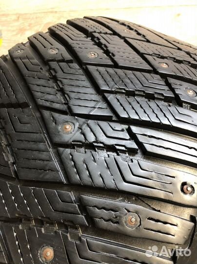 Goodyear Ultragrip Ice Arctic 235/40 R18 95T