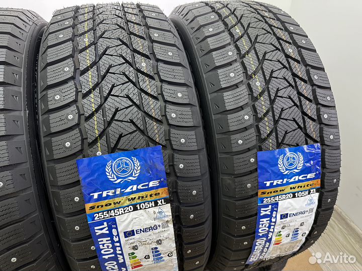 Tri Ace Snow White II 255/45 R20 105H