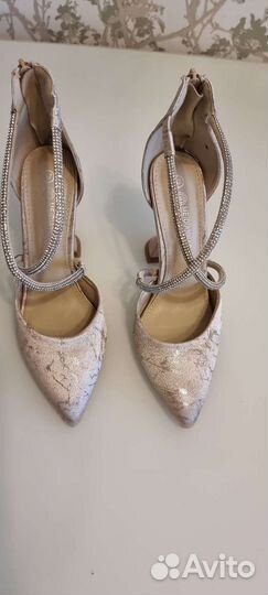 Туфли женские 38 размер.Натуральная кожа.новые