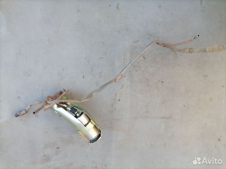 Насос топливный для Mitsubishi Lancer C6 1988-1992