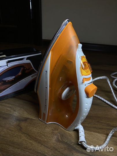 Утюг Ладомир