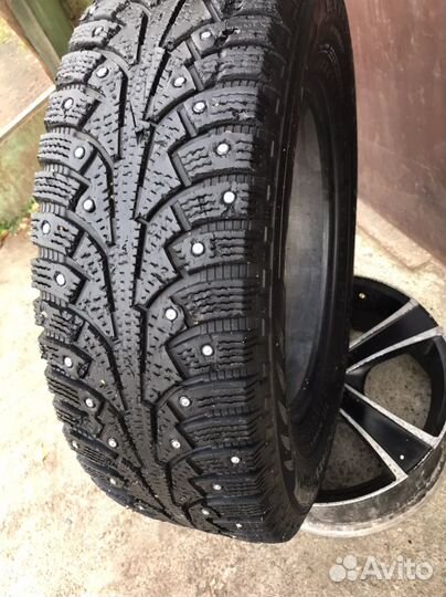 Nokian Tyres Nordman 5 SUV 215/70 R16