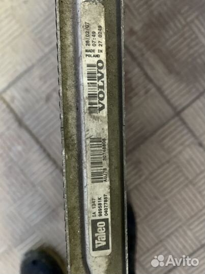 Радиатор интеркулера Вольво хс90