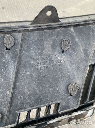 Решетка радиатора lexus is250